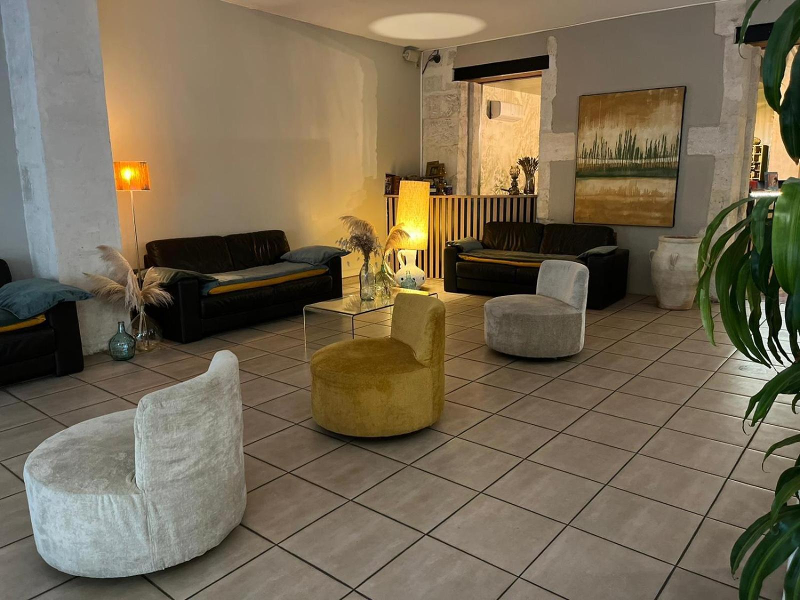 Hotel Abalone - Centre Gare Ним Экстерьер фото