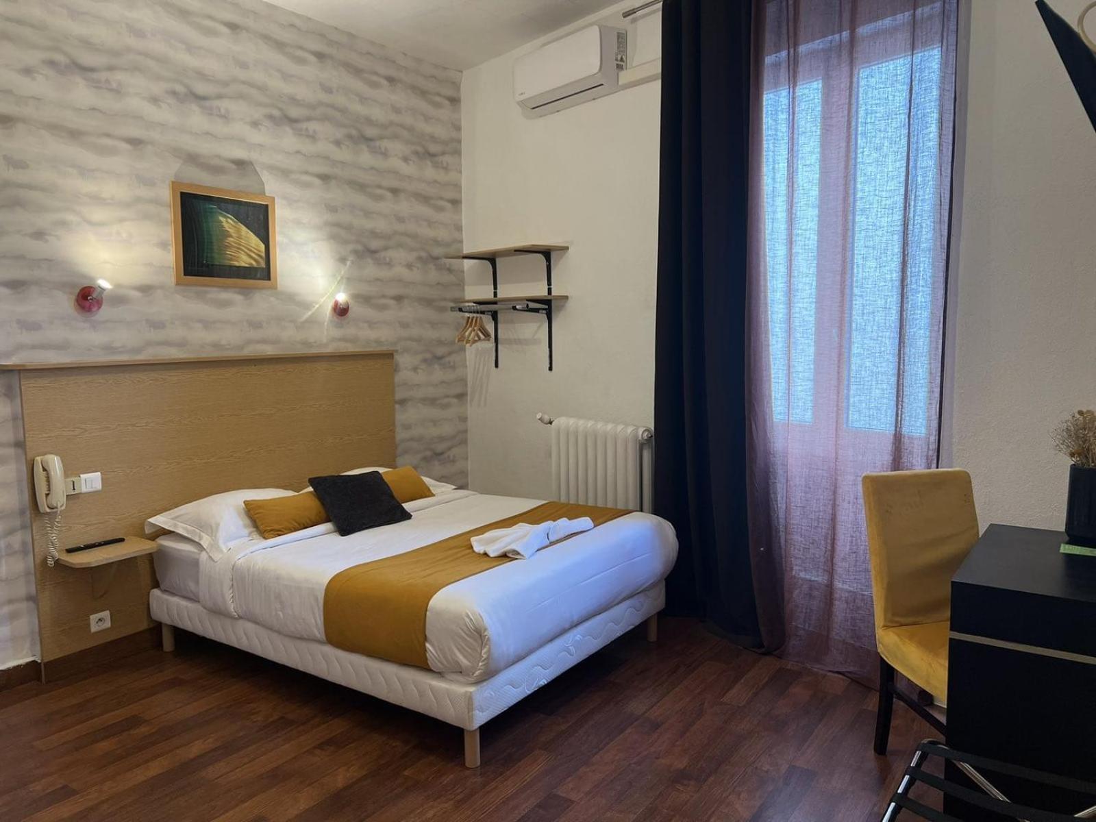 Hotel Abalone - Centre Gare Ним Экстерьер фото