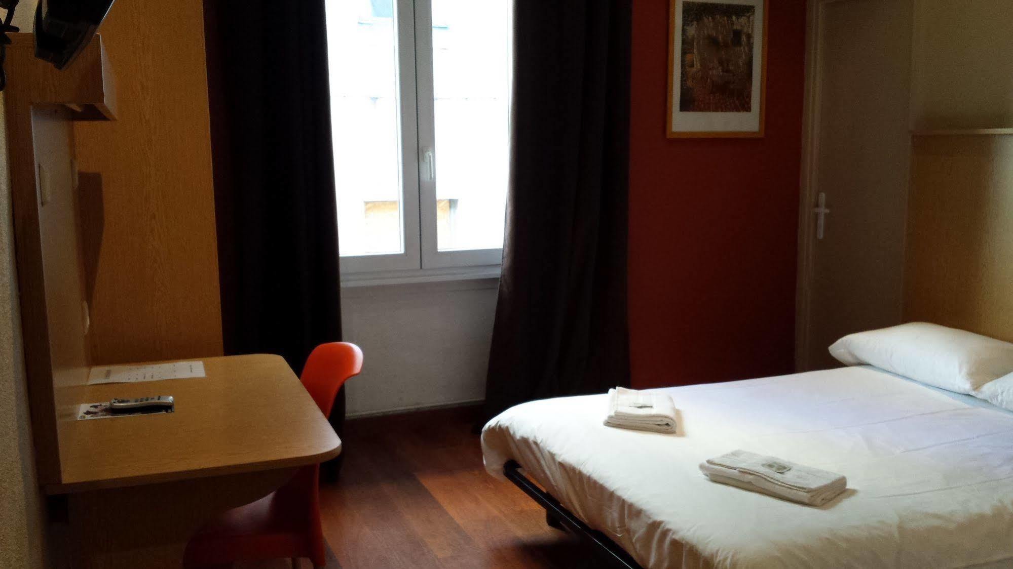Hotel Abalone - Centre Gare Ним Экстерьер фото